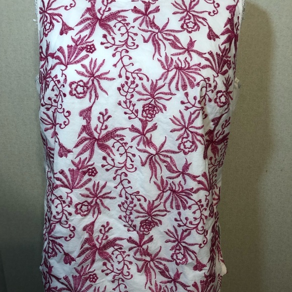 Liz Claiborne sleeveless blouse - Picture 2 of 5